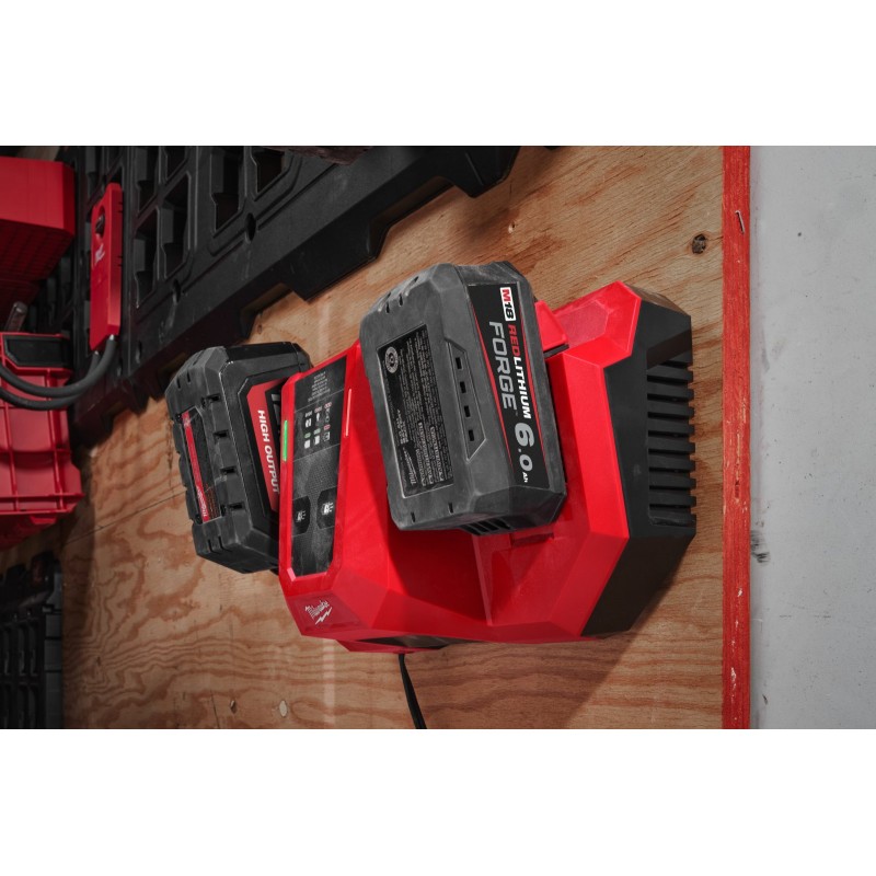 M18™ Сверхбыстрое зарядное устройство на 2 порта M18 DBSC (4932492531)