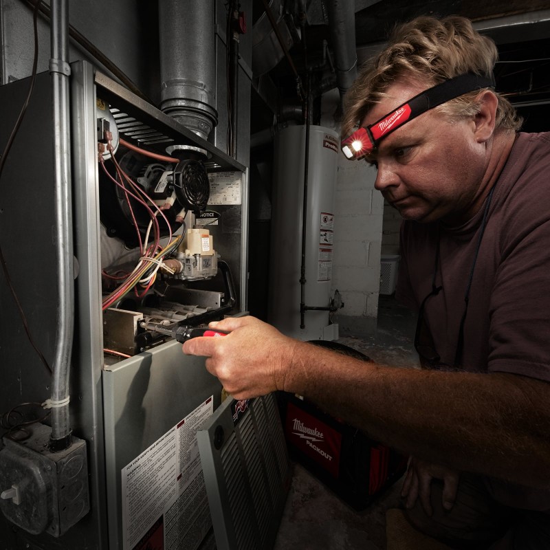 Налобный фонарь на батарейках HL-SF (4933471388)