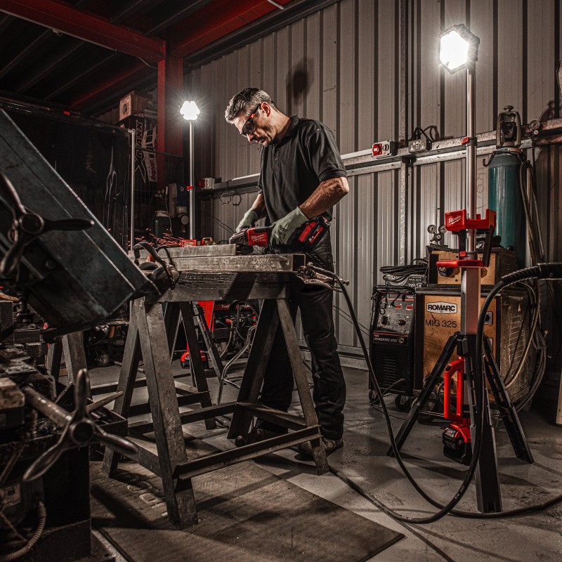 М18™ светодиодная мачта освещения M18 SAL-0 (4933451246)