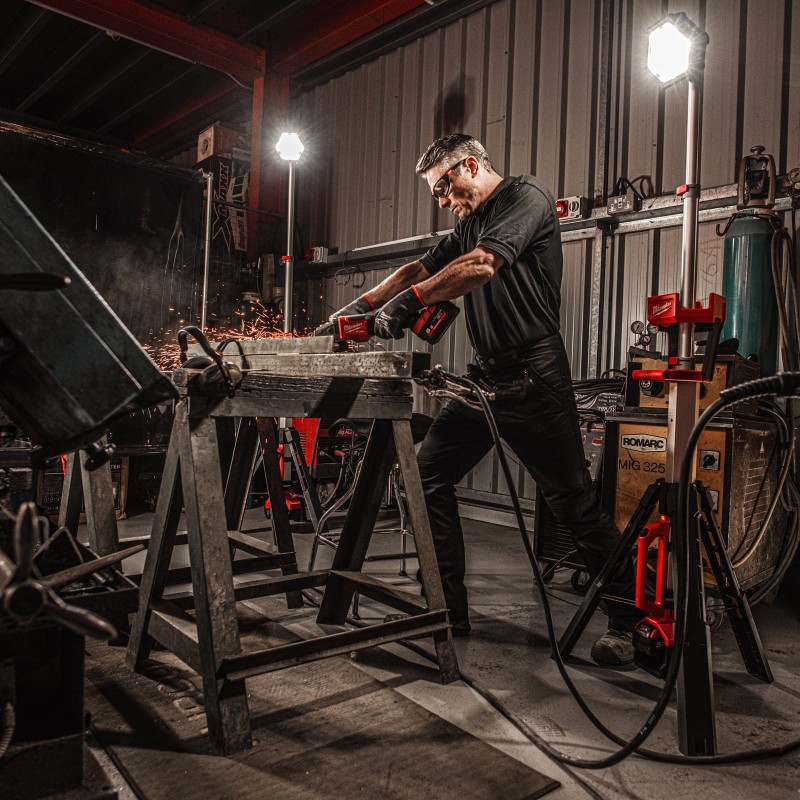 М18™ светодиодная мачта освещения M18 SAL-0 (4933451246)