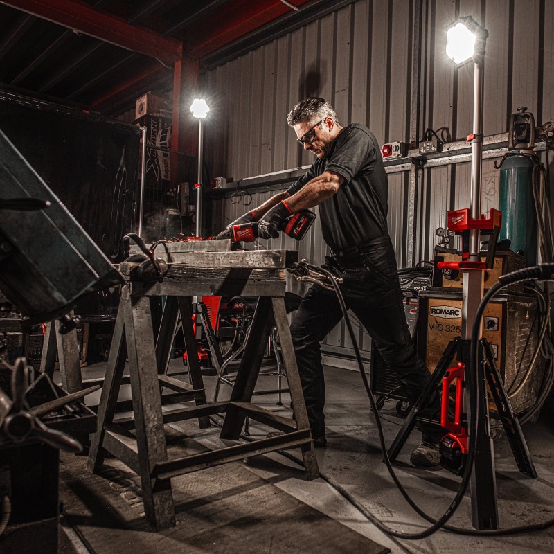 М18™ светодиодная мачта освещения M18 SAL-0 (4933451246)