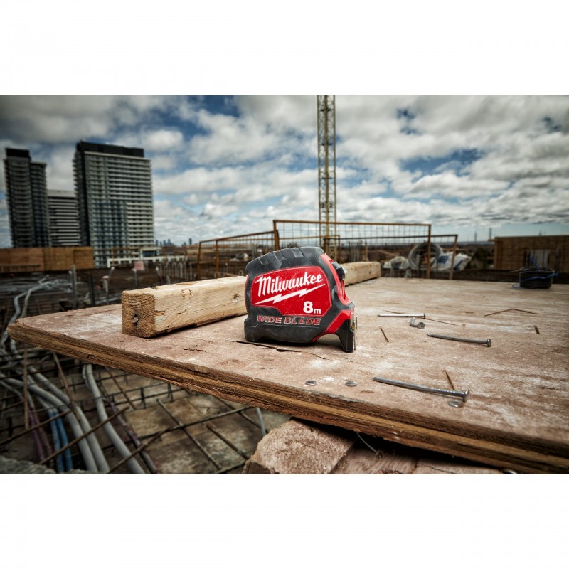 Рулетка PREMIUM широкая WIDE BLADE 8м / 33 (4932471816)