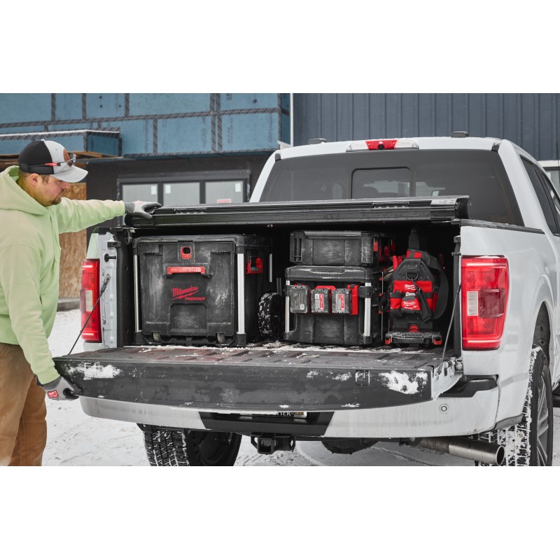 Ящик на колесах с выдвижным отсеком Milwaukee PACKOUT XL (4932498651)