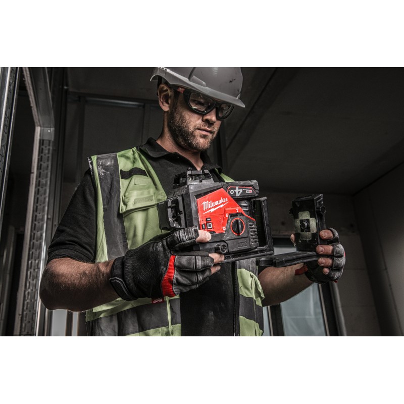 M12™ мультилинейный лазерный нивелир (3 линии х 360°) с лучом зелёного цвета, M12 3PLSKIT-401P (4933499379)