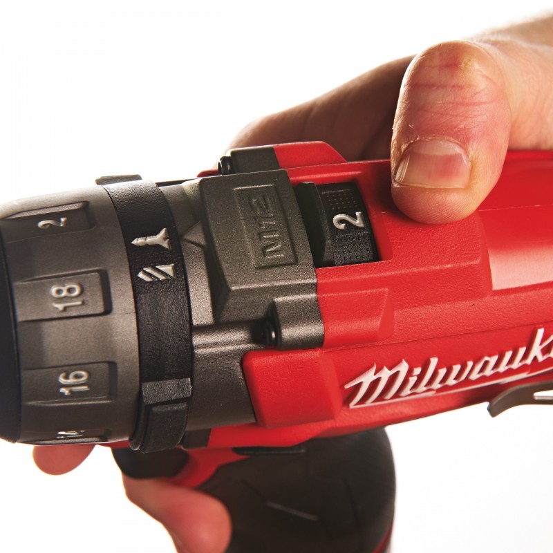M12 FUEL™ компактный шуруповерт, M12 CD-202C (4933440568)