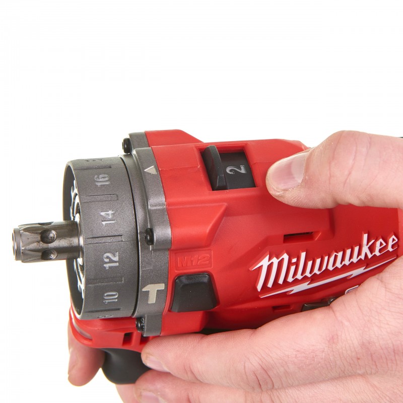 M12 FUEL™ сверхкомпактная ударная дрель со съемным патроном, M12 FPDXKIT-602X (4933464189)