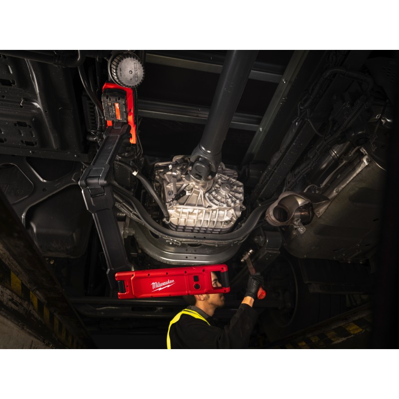 Аккумуляторный светодиодный фонарь с изменяемым углом наклона M18 ABL-0 (4933498147)