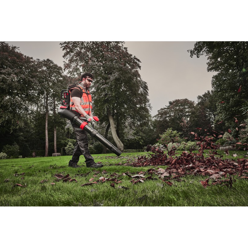 Аккумуляторная ранцевая воздуходувка M18 F2BPB-124 FUEL (4933499231)