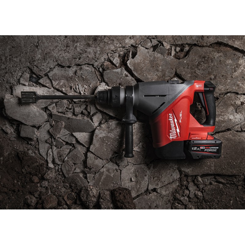 Отбойный молоток M18 FUEL™ 45 мм SDS-Max с системой ONE-KEY™, M18 FHACO745-122C (4933493447)