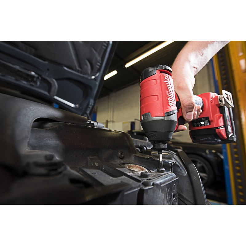 M18 FUEL™ SURGE™ Гидравлический импульсный винтоверт с хвостовиком  ¼″ Hex , M18 FQID-501BRF (4933500777)