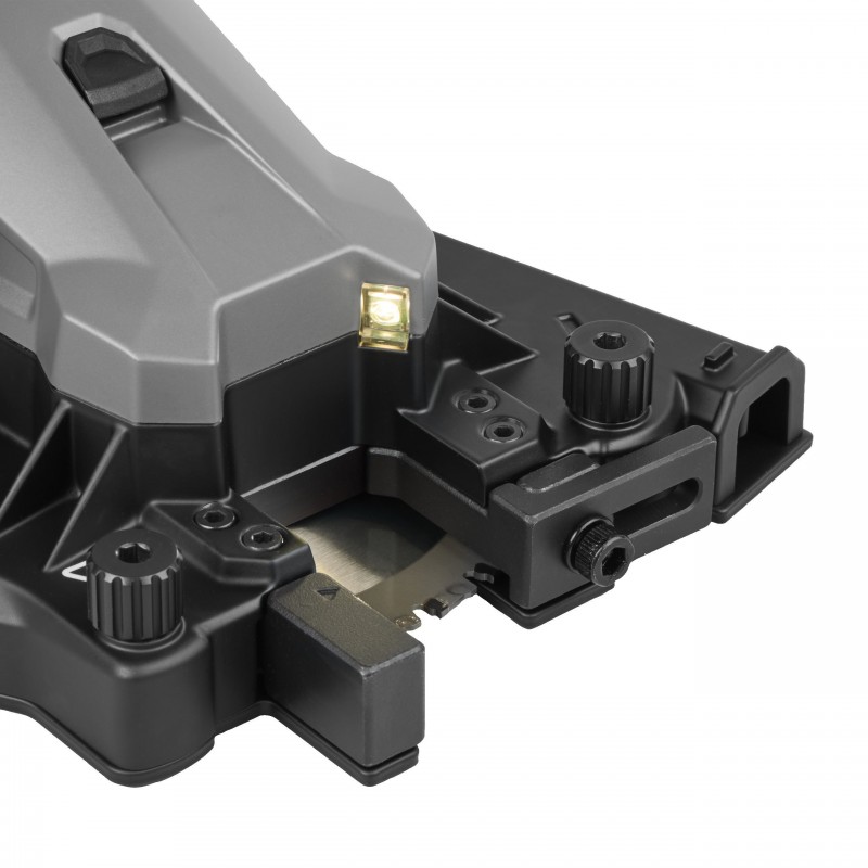 Аккумуляторный резчик арматуры M18FRBCO32-502X (4933499366)