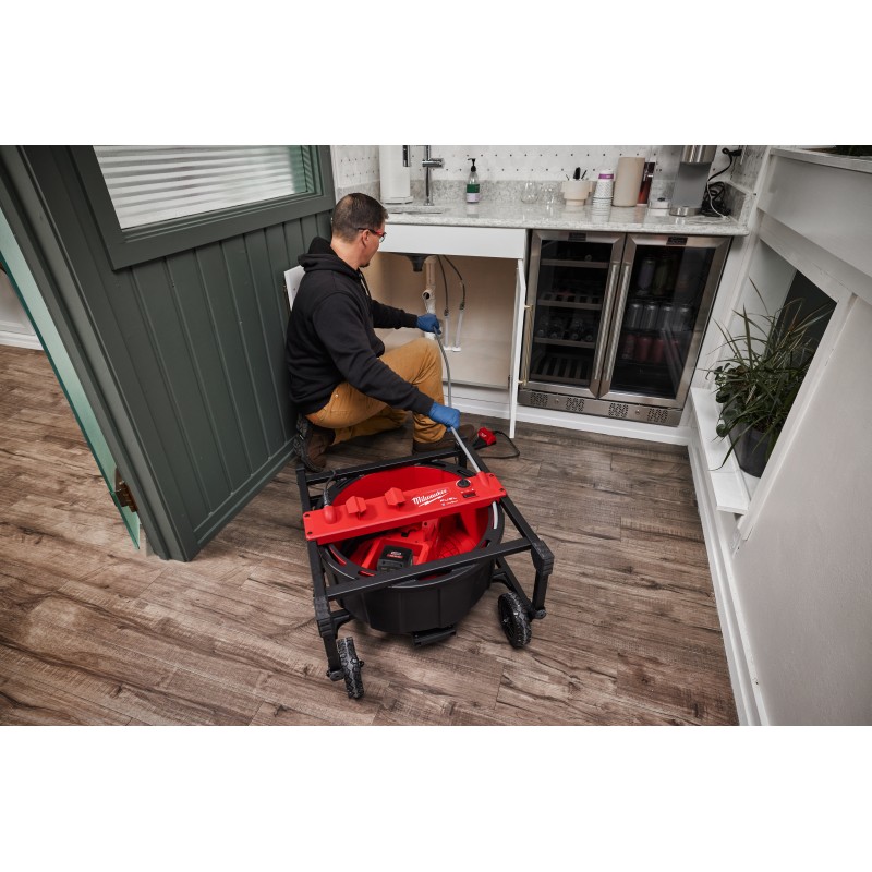 Аккумуляторная прочистная машина M18 FCSSM-121 FUEL (4933499309)