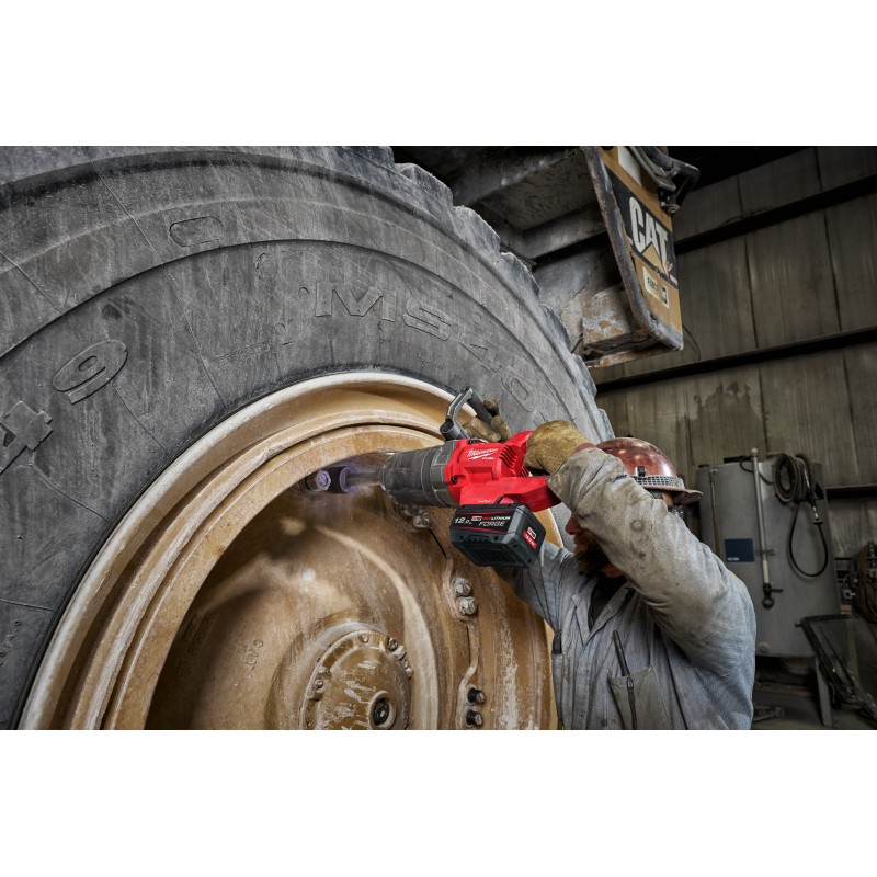 M18 ONEFHIWF1D-121C Высокомоментный ударный гайковёрт с D-образной рукояткой, фрикционным кольцом и удлинённым шпинделем (4933499251)