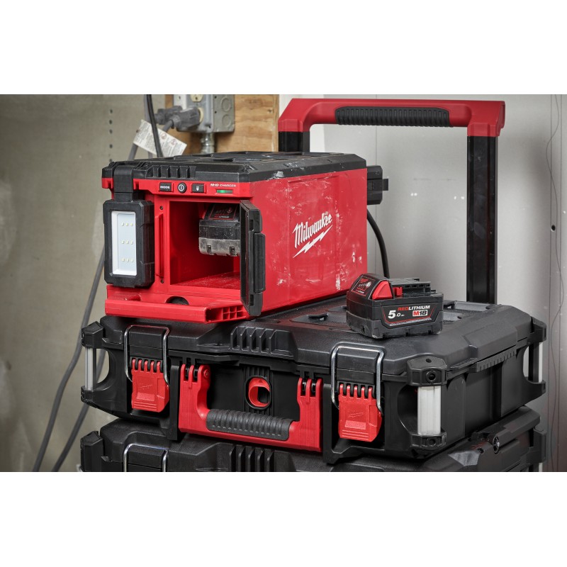 Зарядное устройство — светильник M18™ PACKOUT™, M18 POALC-0 (4933479583)